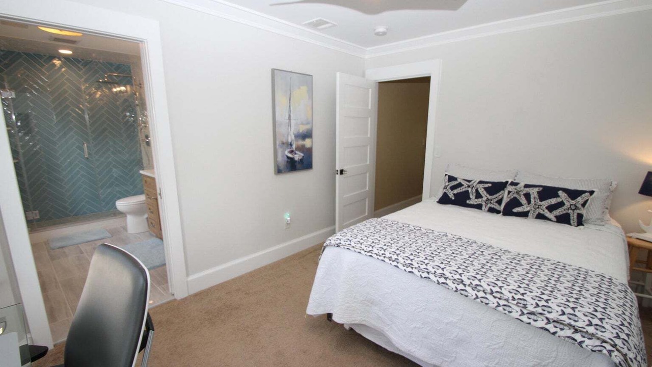 Photo of Bedroom in Avon