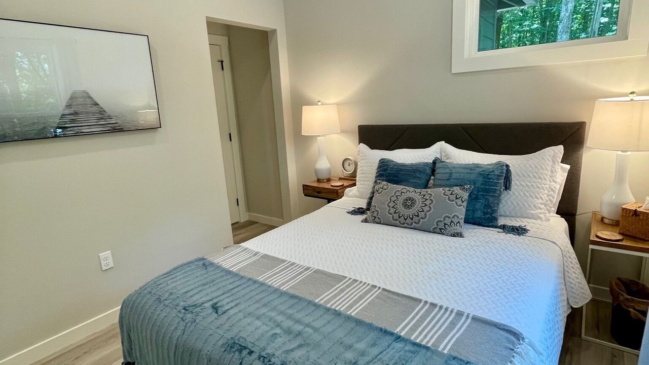 Photo of Bedroom in Tracy City