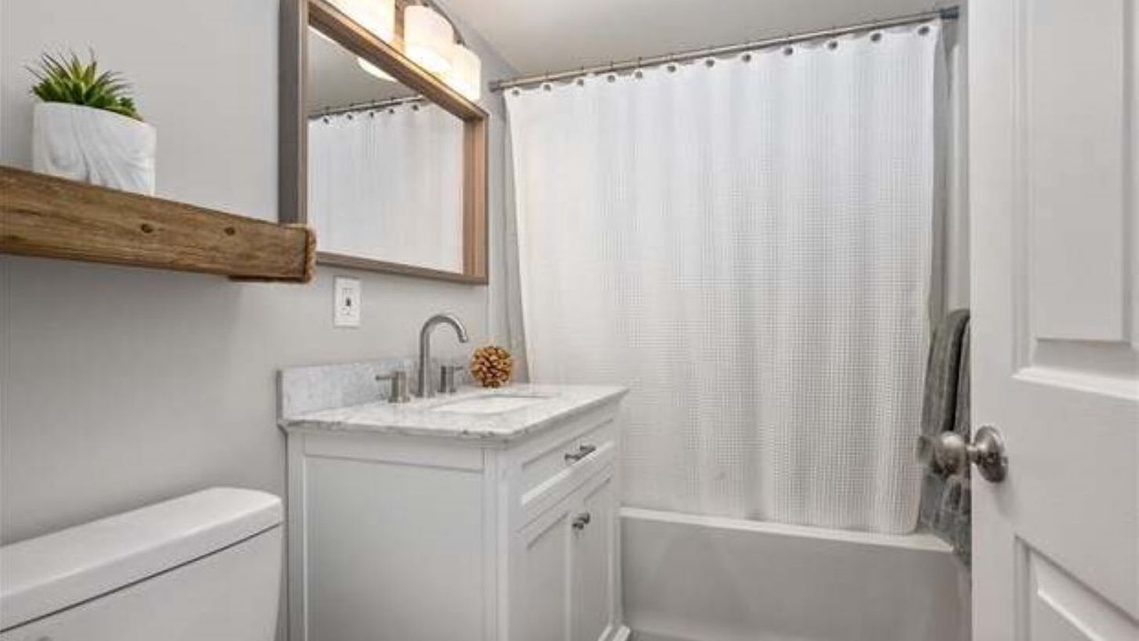 Photo of Bathroom in Little Salisbury