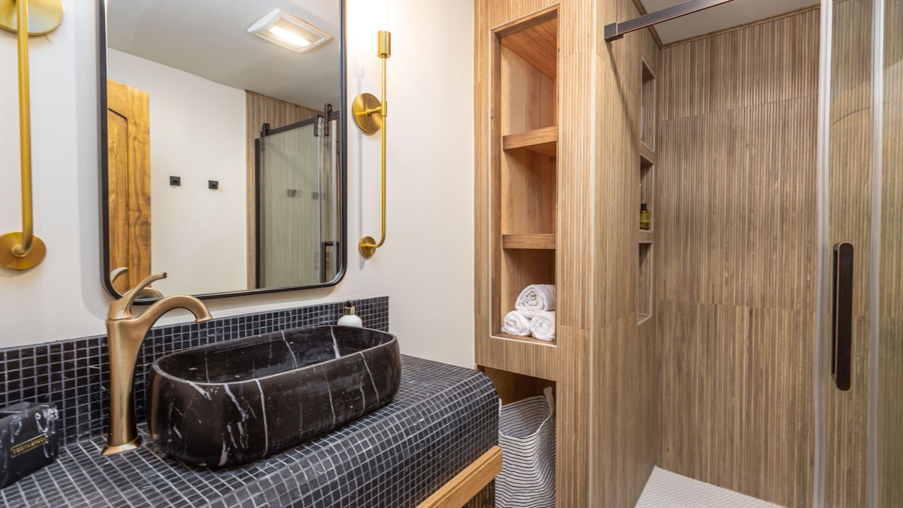 Photo of Bathroom in Sugar Grove