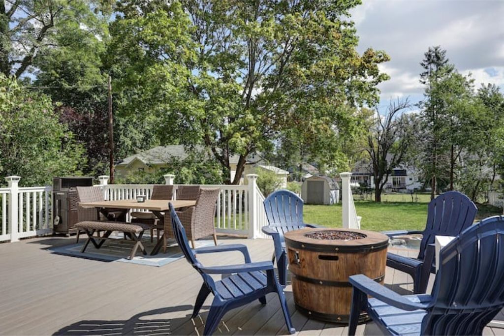 Photo of Outdoor in Red Bank