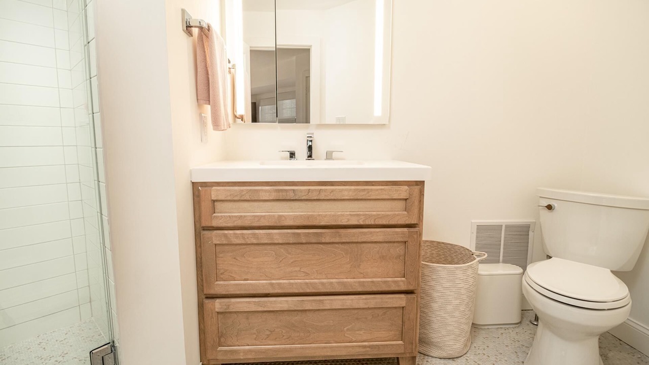 Photo of Bathroom in Stone Harbor