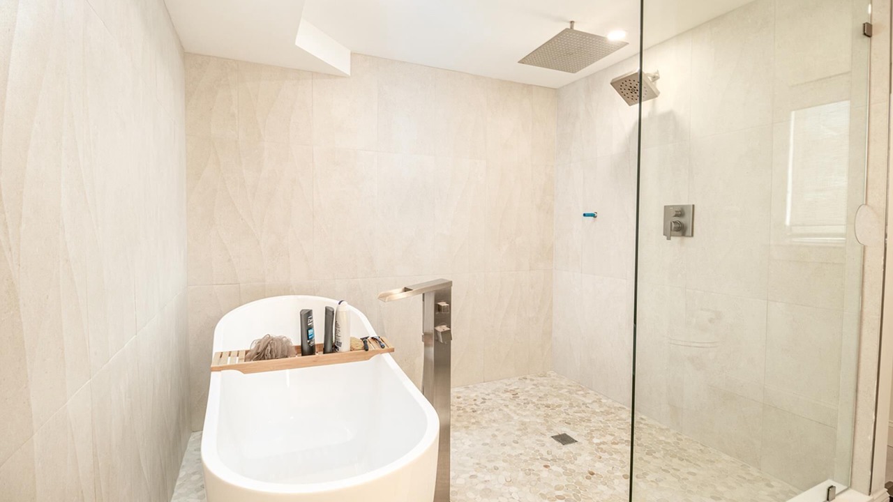 Photo of Bathroom in Stone Harbor