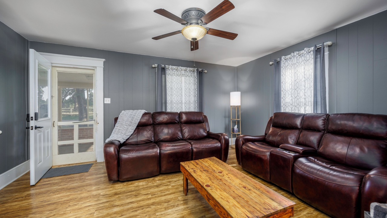 Photo of Livingroom in Independence