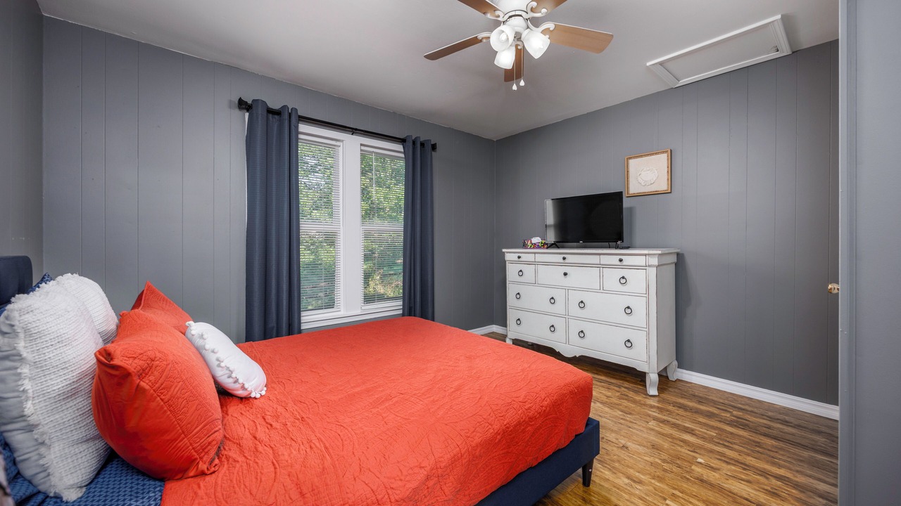 Photo of Bedroom in Independence