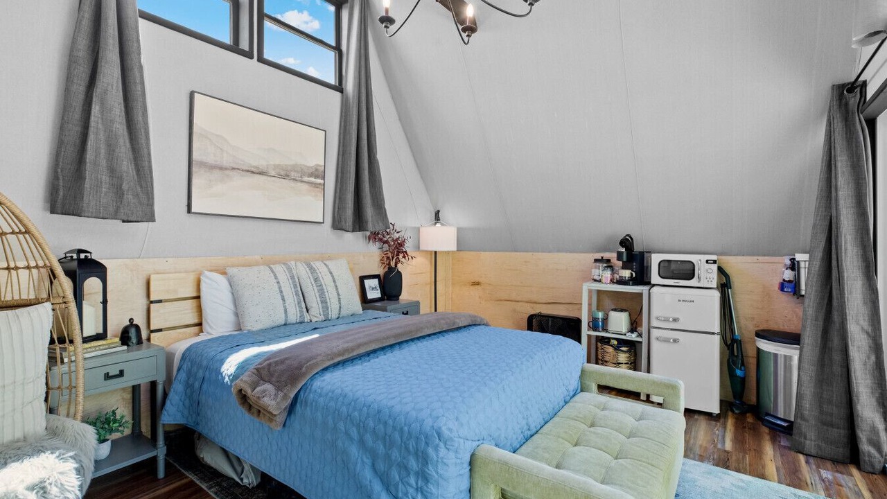 Photo of Bedroom in Newport