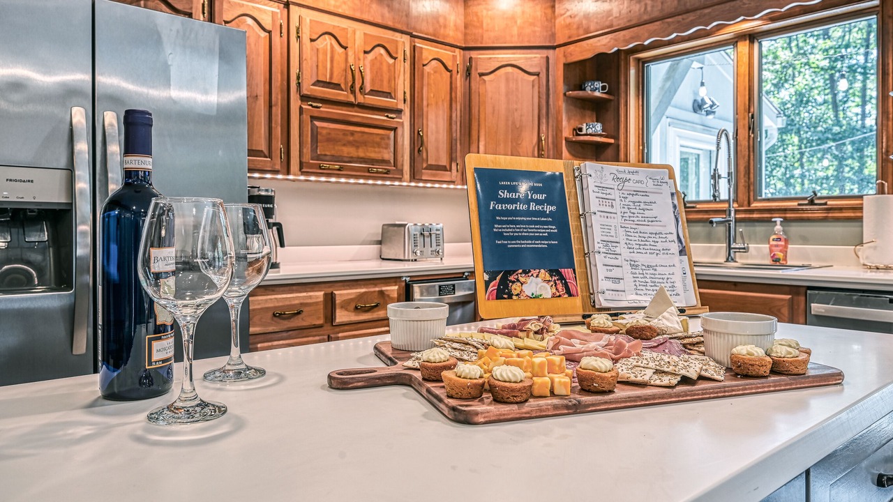 Photo of Kitchen in Lakeside Woods