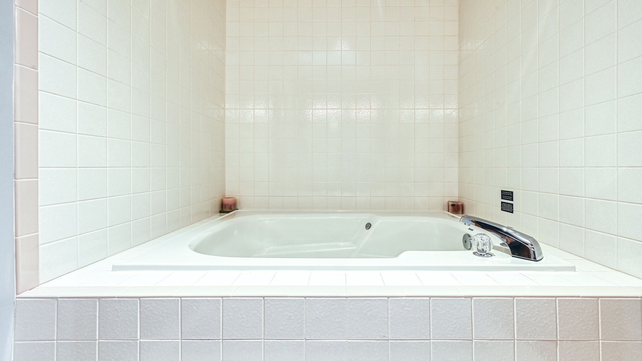 Photo of Bathroom in Lakeside Woods