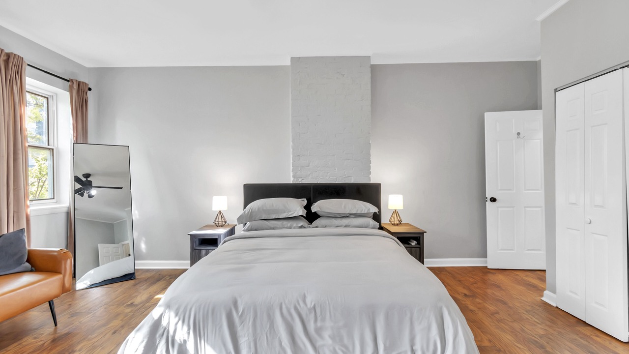 Photo of Bedroom in Downtown Baltimore