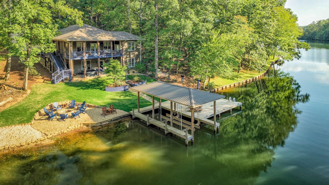 Photo of Outdoor in Smith Mountain Estates
