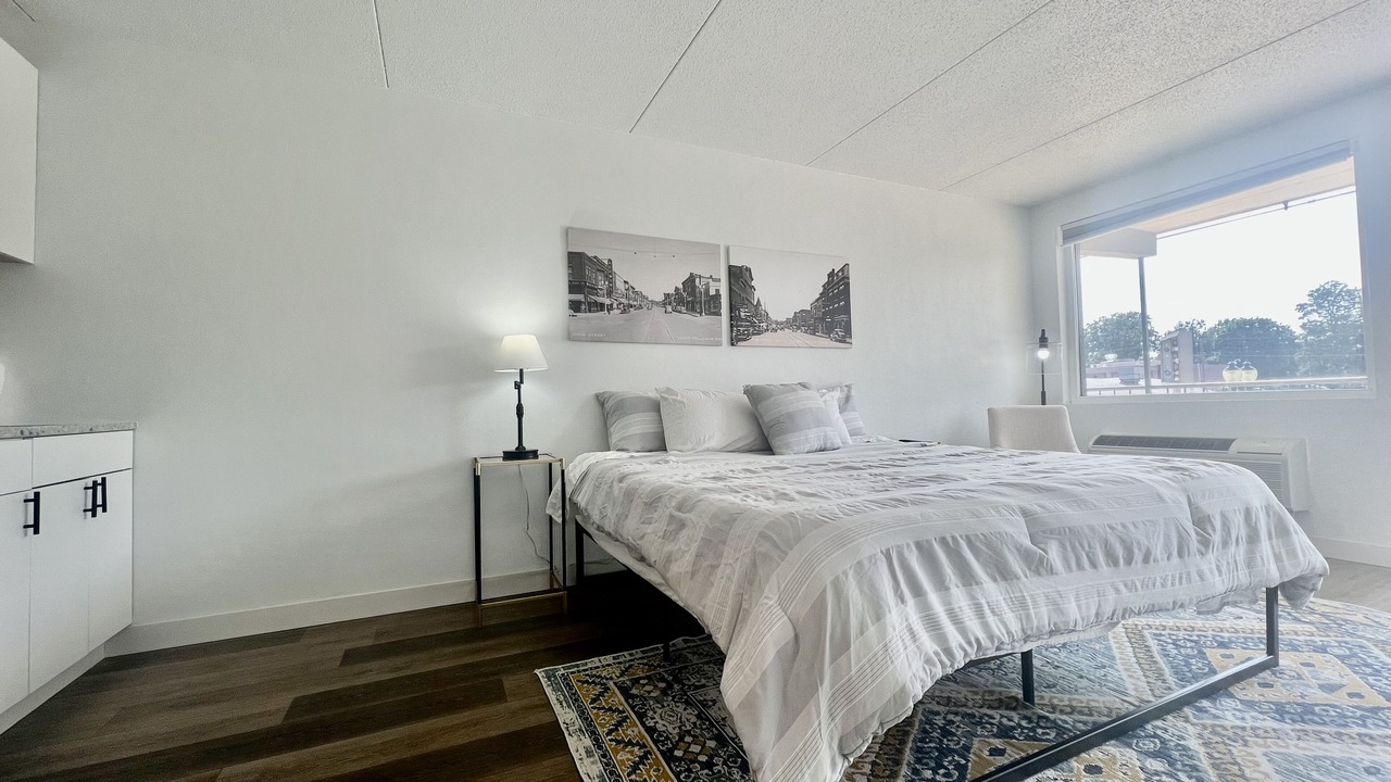 Photo of Bedroom in Cedar Falls