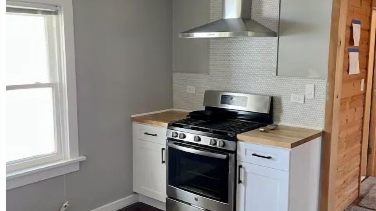 Photo of Kitchen in Grayslake