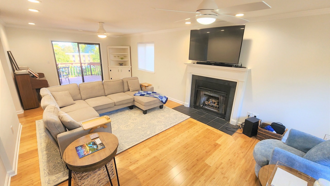 Photo of Livingroom in Wardour