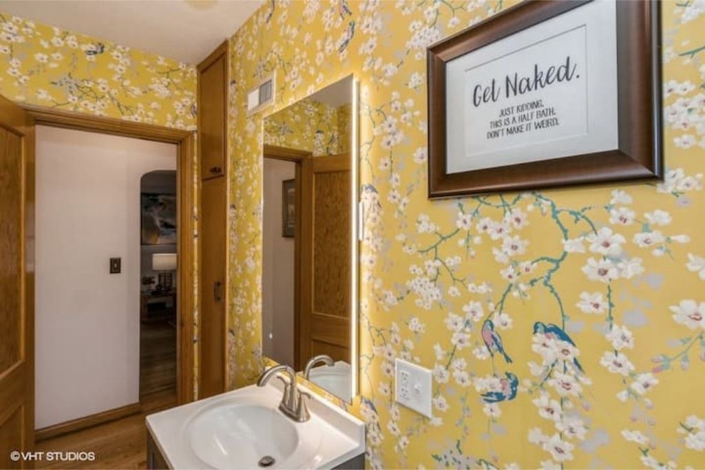 Photo of Bathroom in Mann