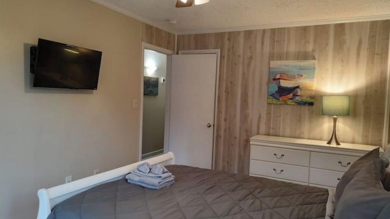 Photo of Bedroom in Coinjock