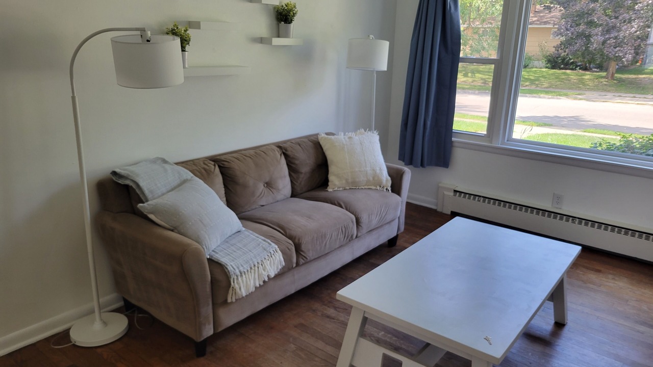Photo of Livingroom in Monona