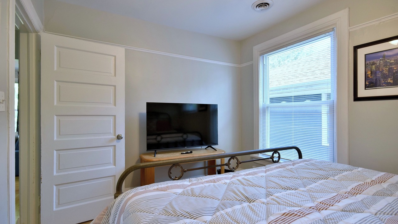 Photo of Bedroom in Oak Park