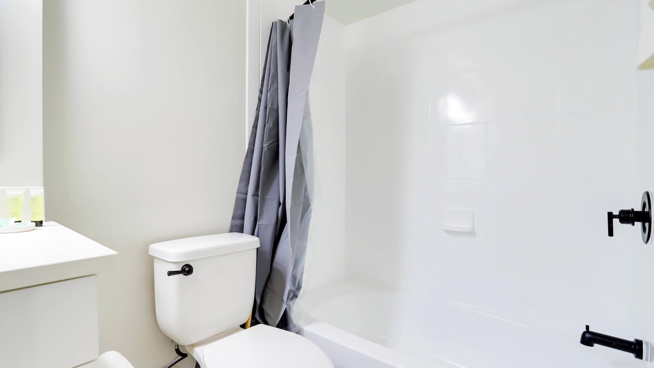 Photo of Bathroom in Pentagon City