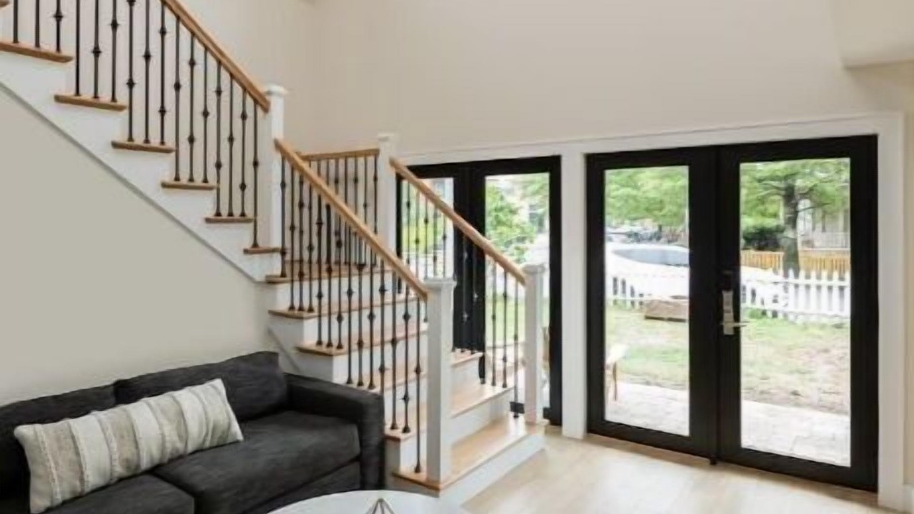 Photo of Livingroom in Lyon Park