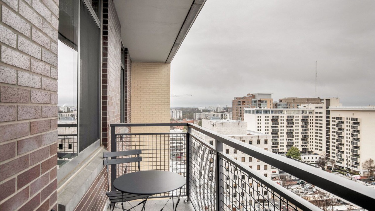 Photo of Outdoor in Woodmont Triangle