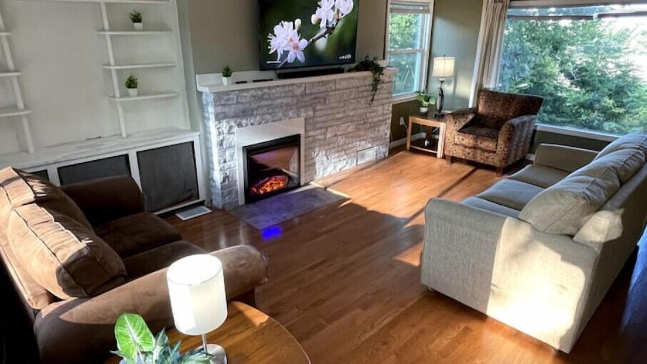 Photo of Livingroom in Ames