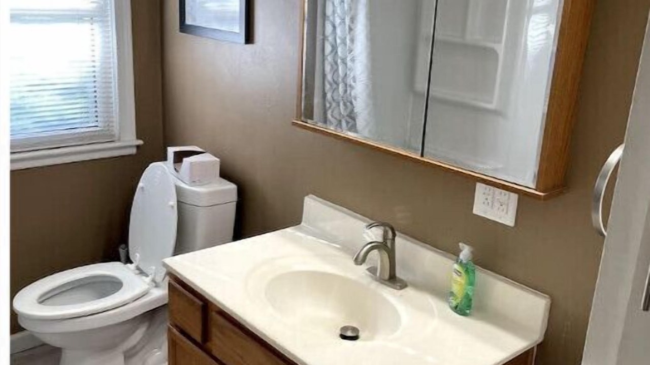 Photo of Bathroom in Ames