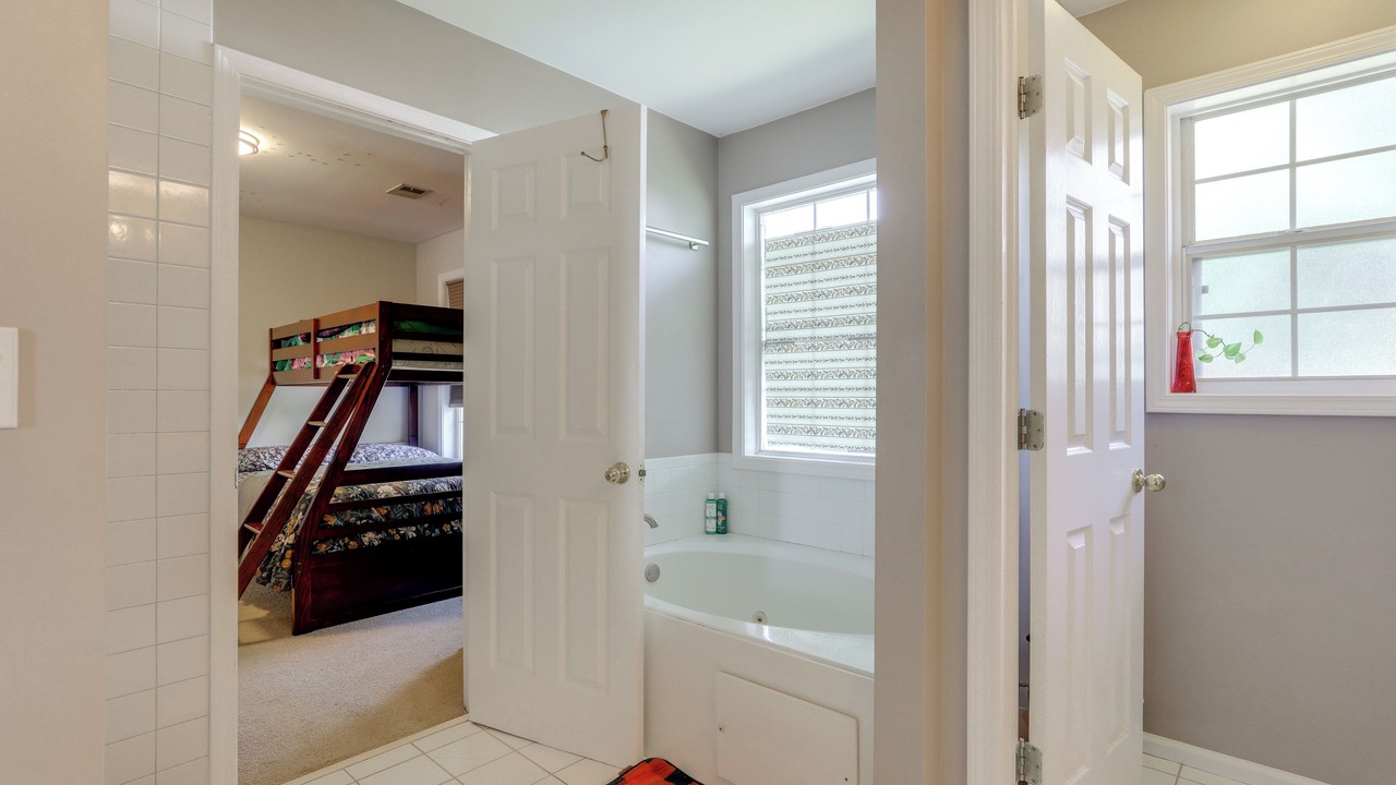 Photo of Bedroom in Roswell