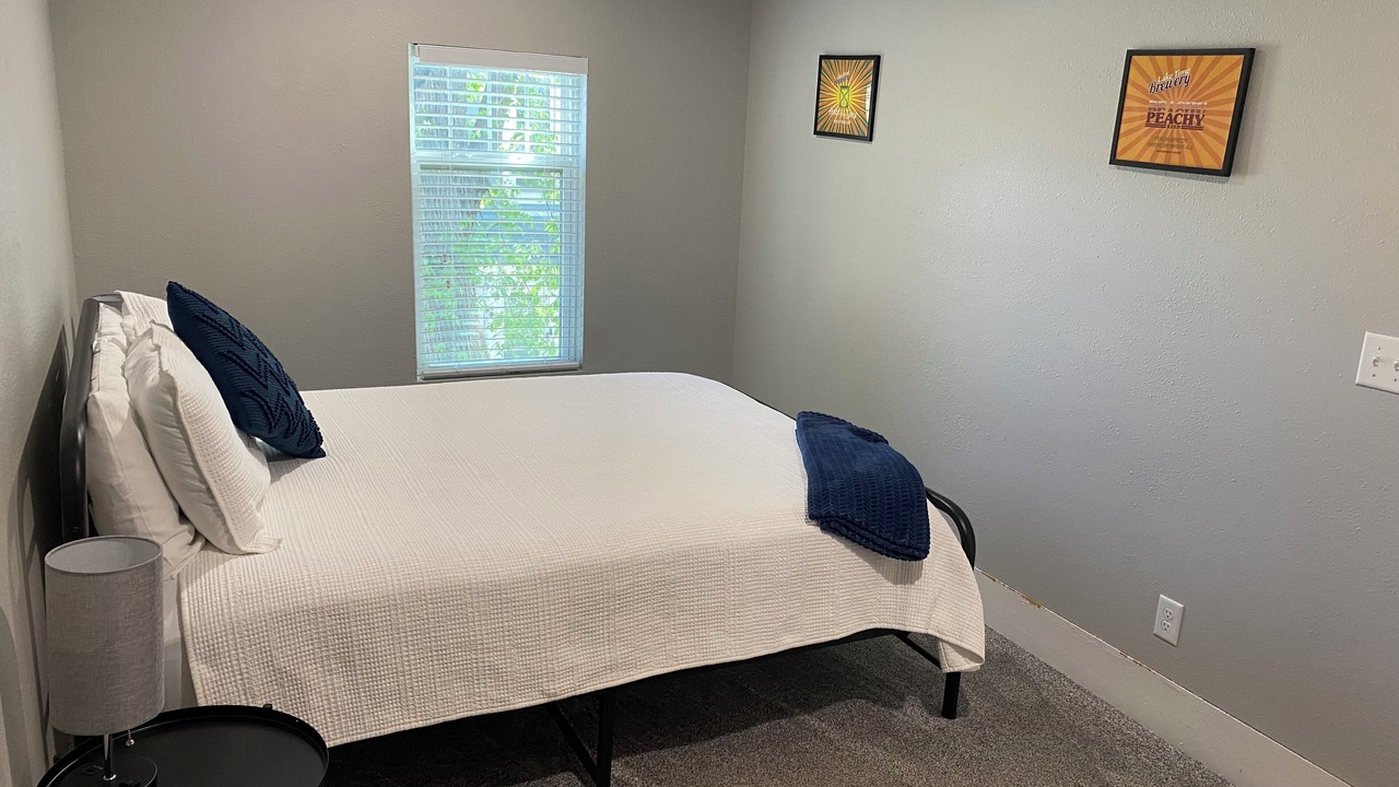 Photo of Bedroom in Clear Lake