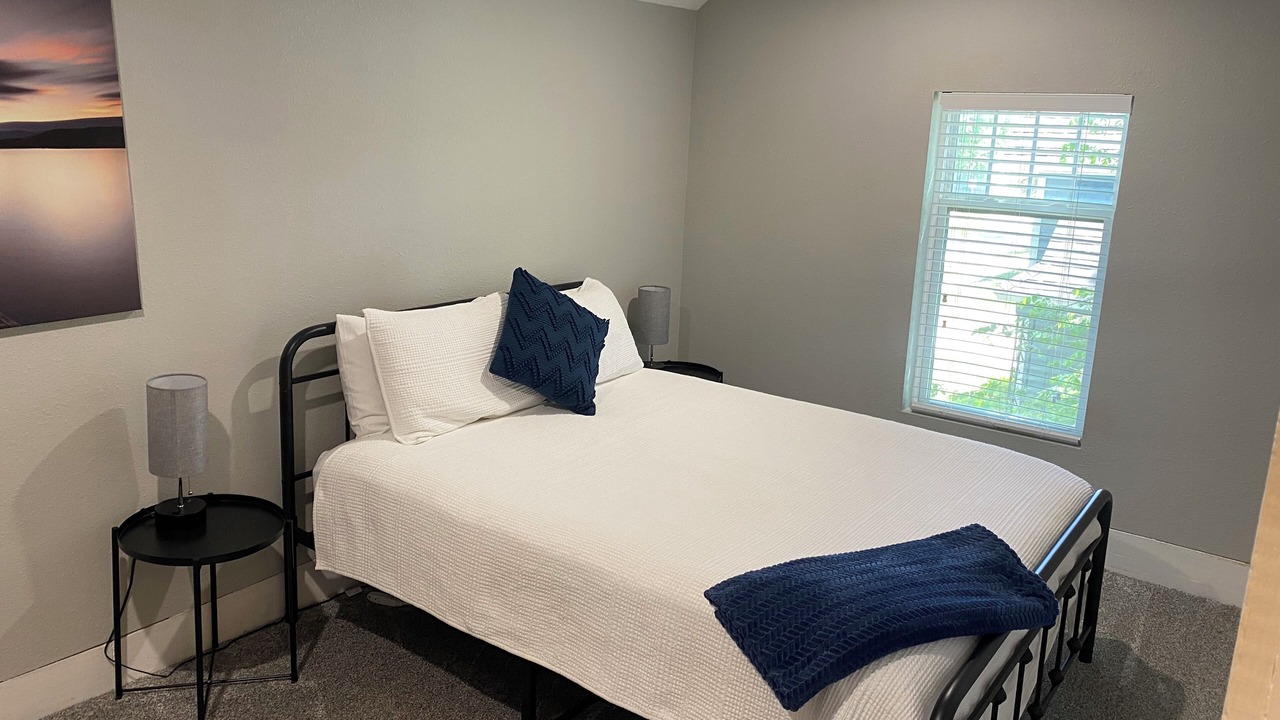 Photo of Bedroom in Clear Lake