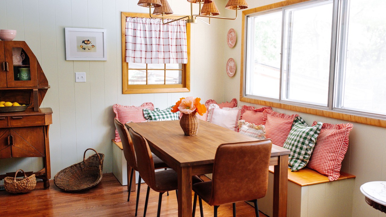 Photo of Livingroom in Saylorville