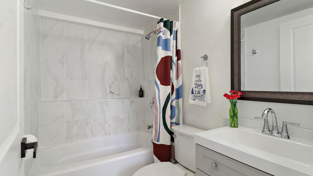 Photo of Bathroom in Zenda