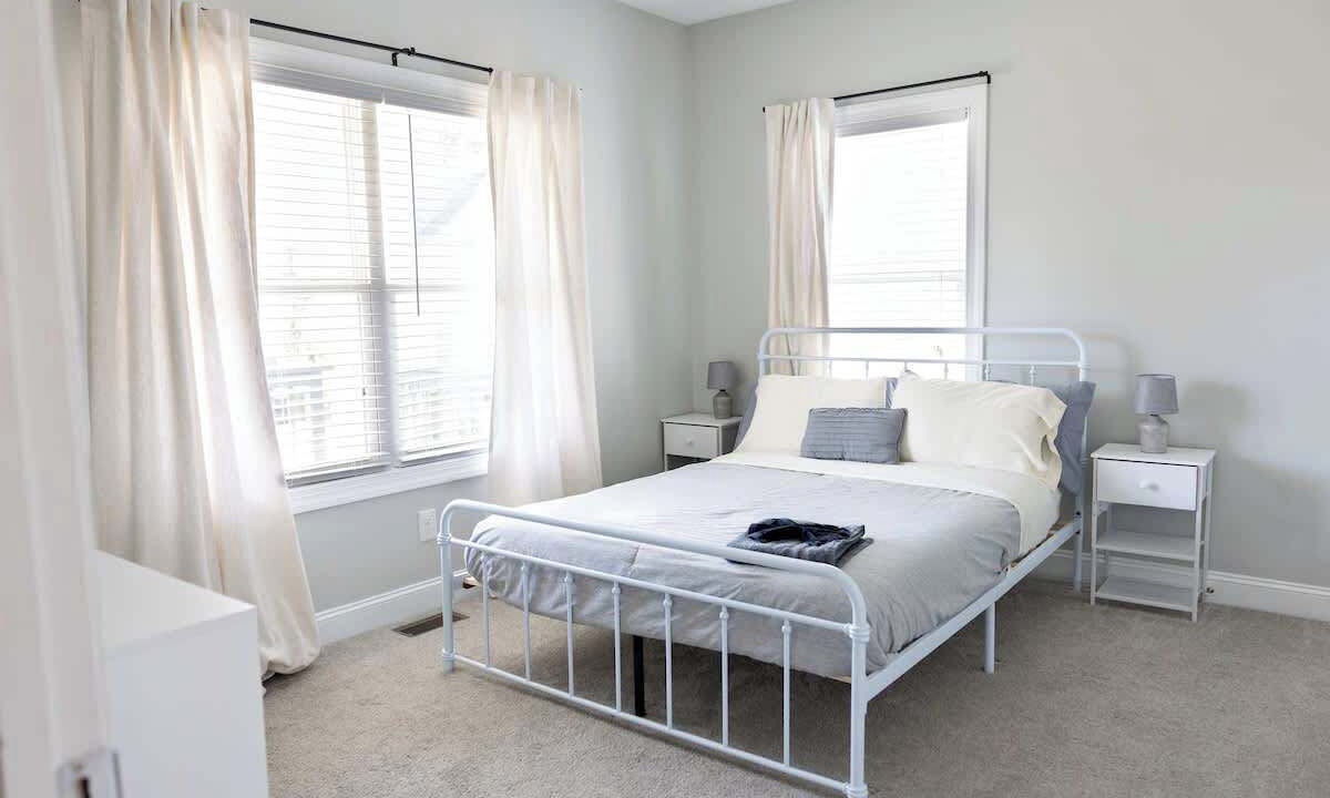 Photo of Bedroom in Chapel Hill