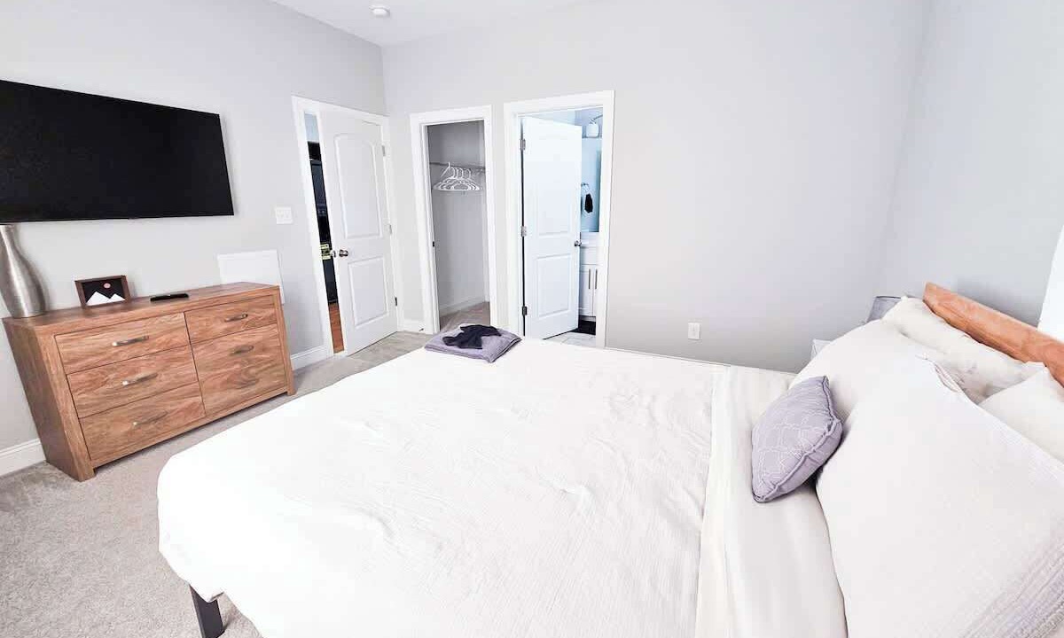 Photo of Bedroom in Chapel Hill