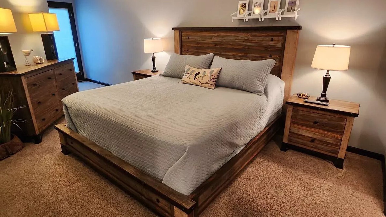 Photo of Bedroom in Spirit Lake