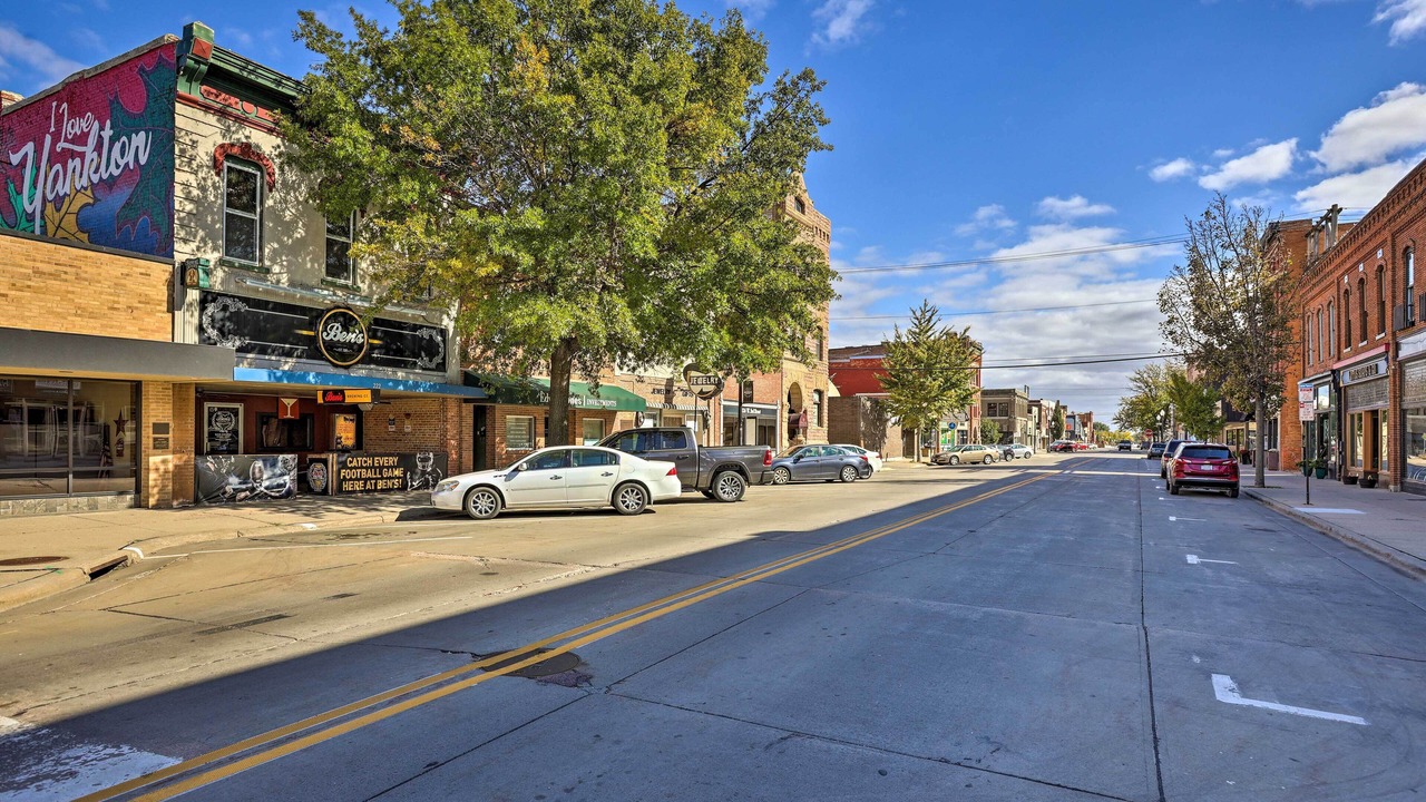 Photo of Others in Yankton