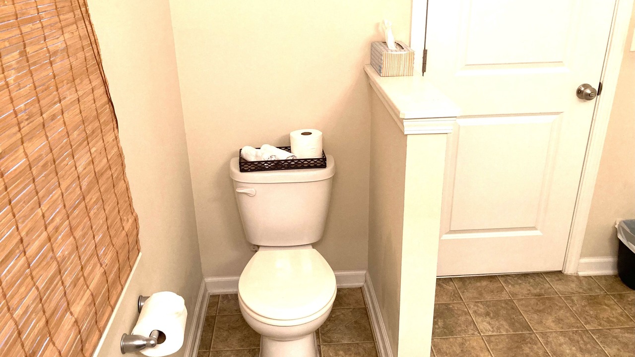 Photo of Bathroom in Huntcliff