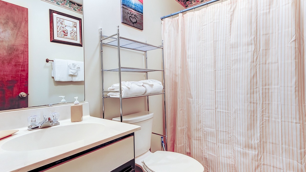 Photo of Bathroom in Surfside Beach
