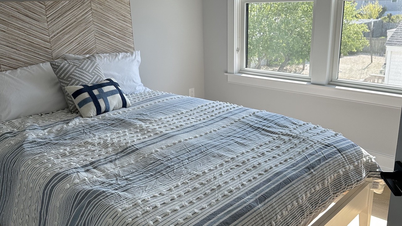 Photo of Bedroom in Beach Haven