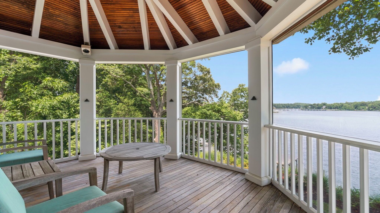 Photo of Outdoor in Edgewater