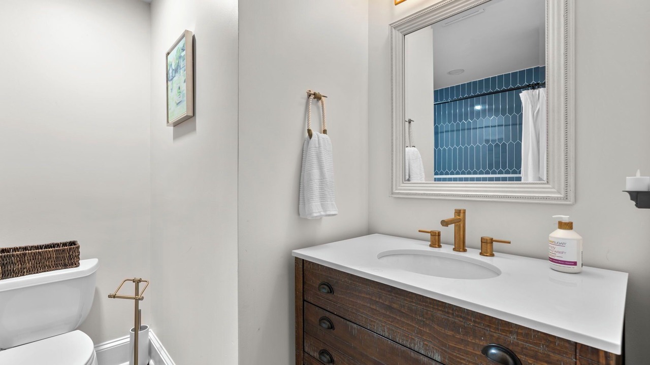 Photo of Bathroom in Edgewater