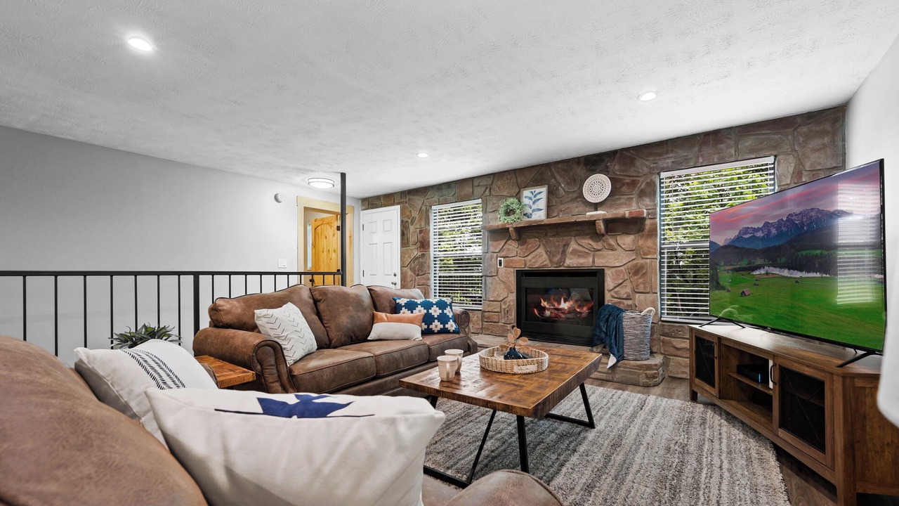 Photo of Livingroom in Caton