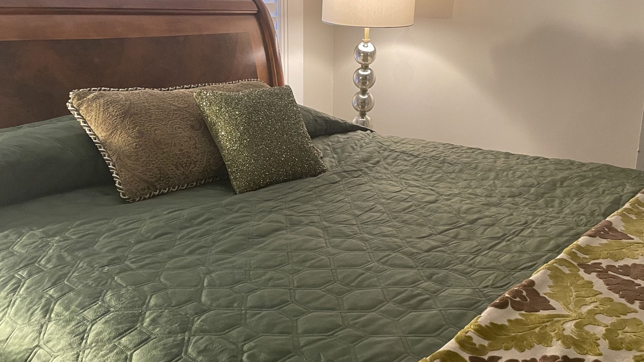 Photo of Bedroom in Dubuque