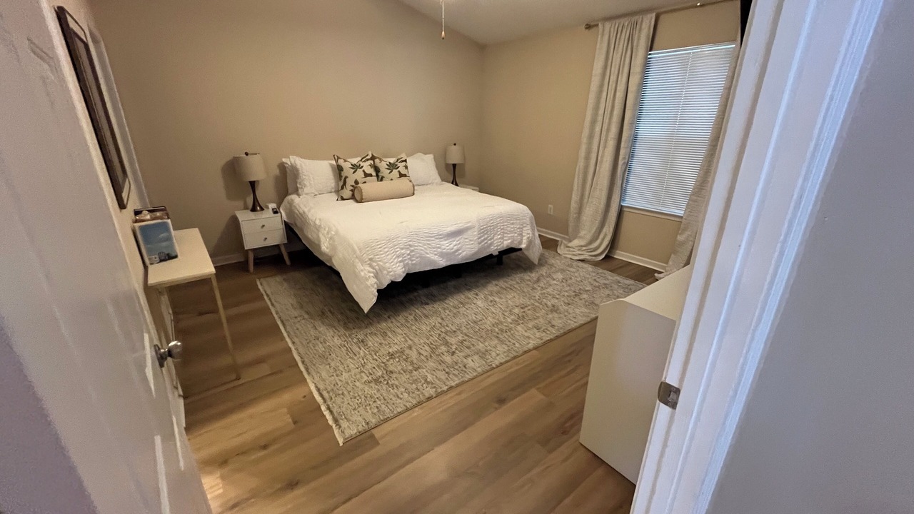 Photo of Bedroom in State Park