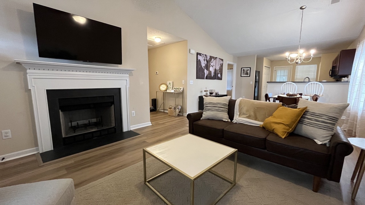Photo of Livingroom in State Park
