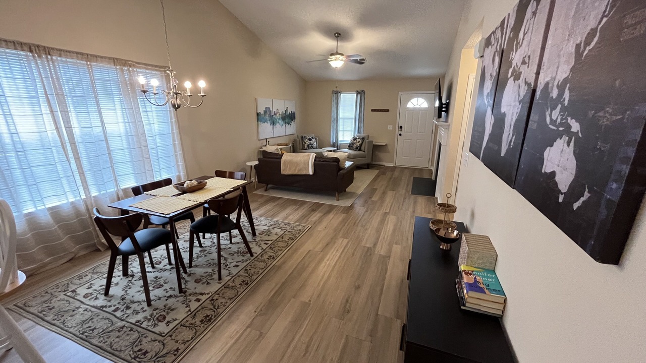 Photo of Livingroom in State Park
