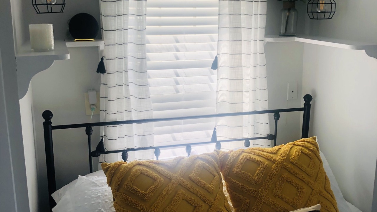 Photo of Bedroom in Centreville