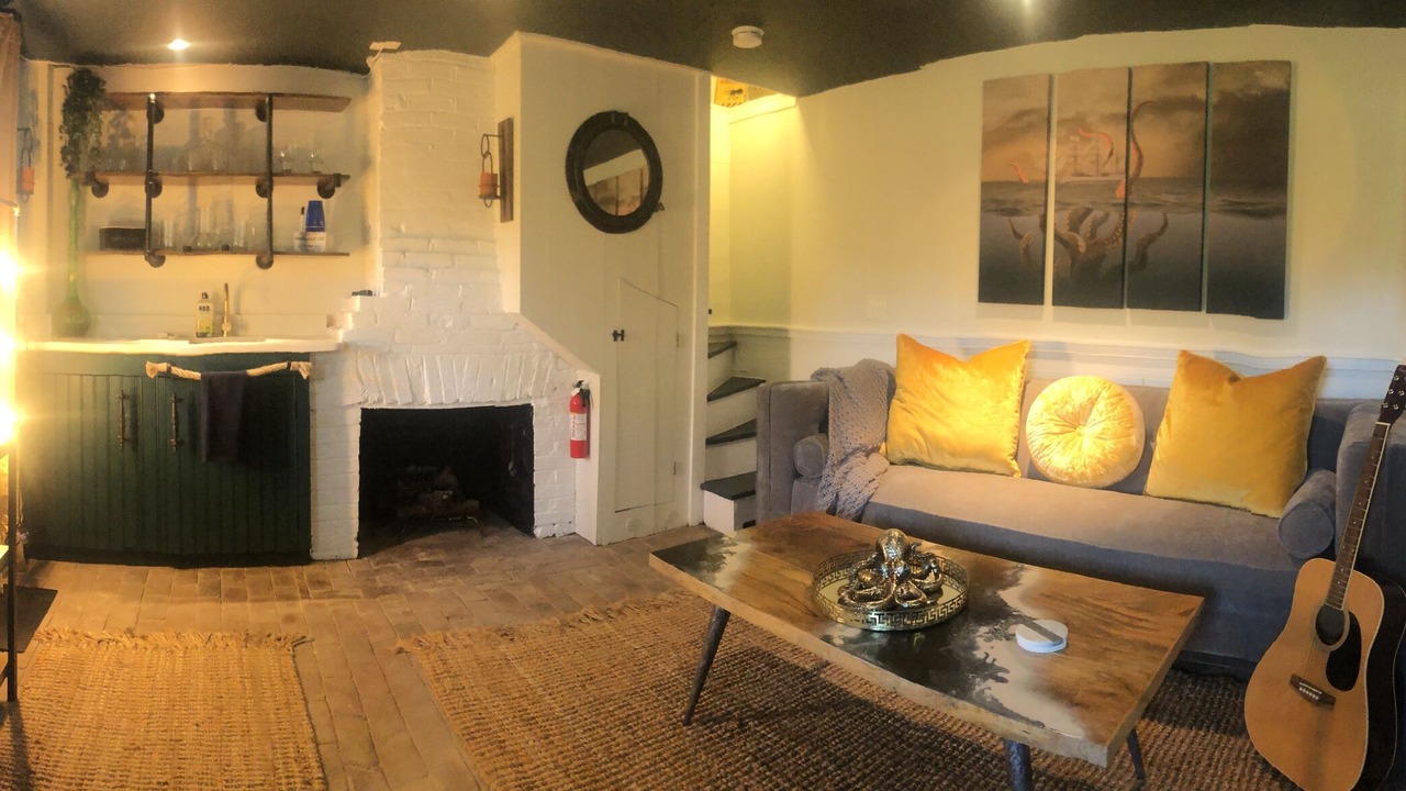 Photo of Livingroom in Centreville