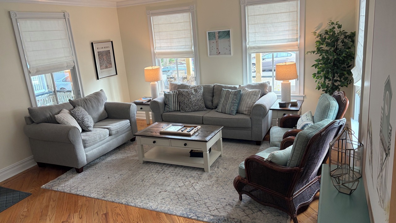 Photo of Livingroom in Ocean Grove