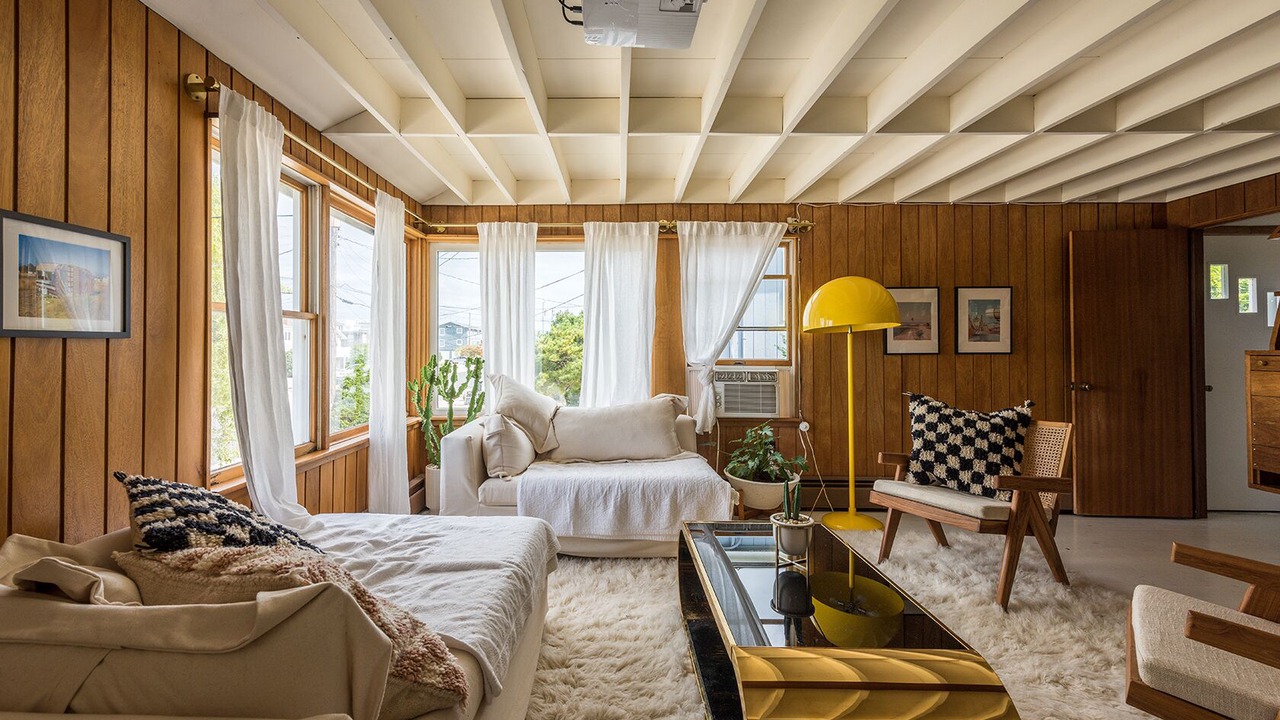 Photo of Livingroom in Barnegat Light