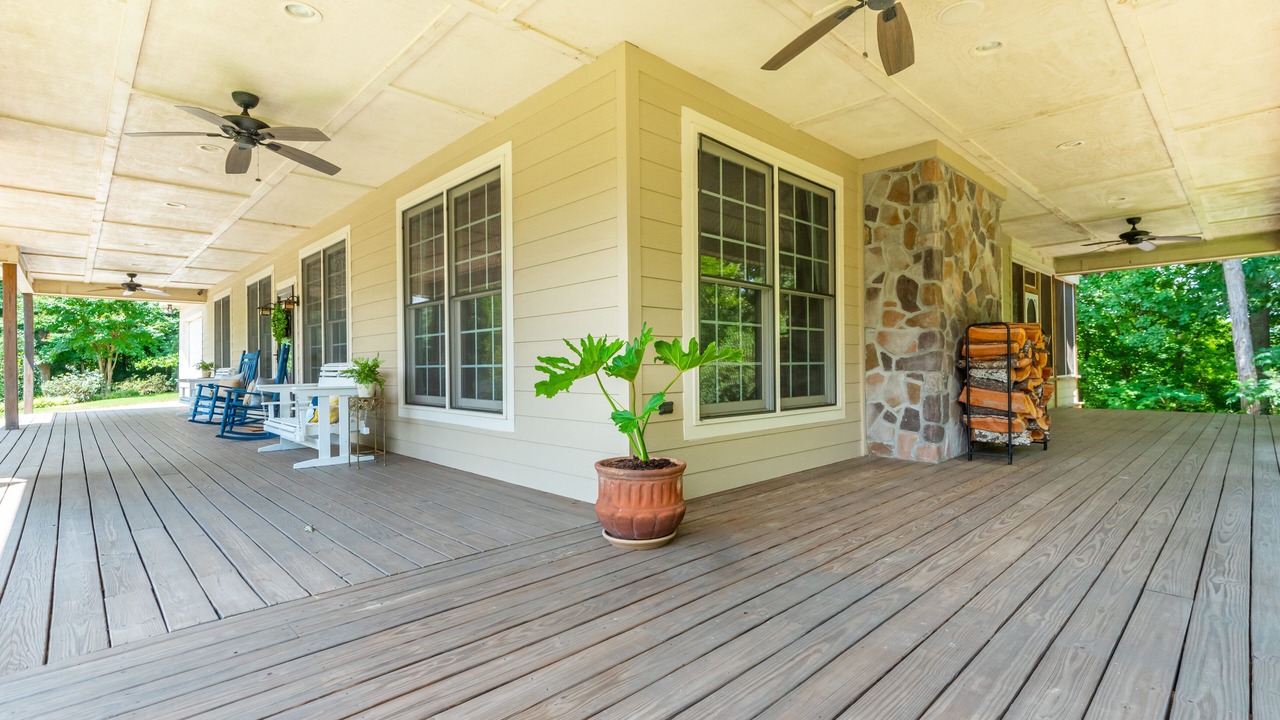 Photo of Outdoor in Calhoun